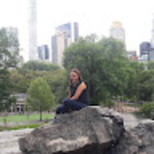 Meet your Posher, Daniela